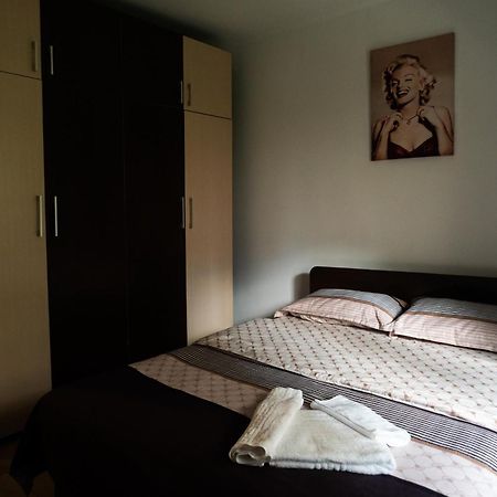 חונדוארה Apartament Dacul מראה חיצוני תמונה